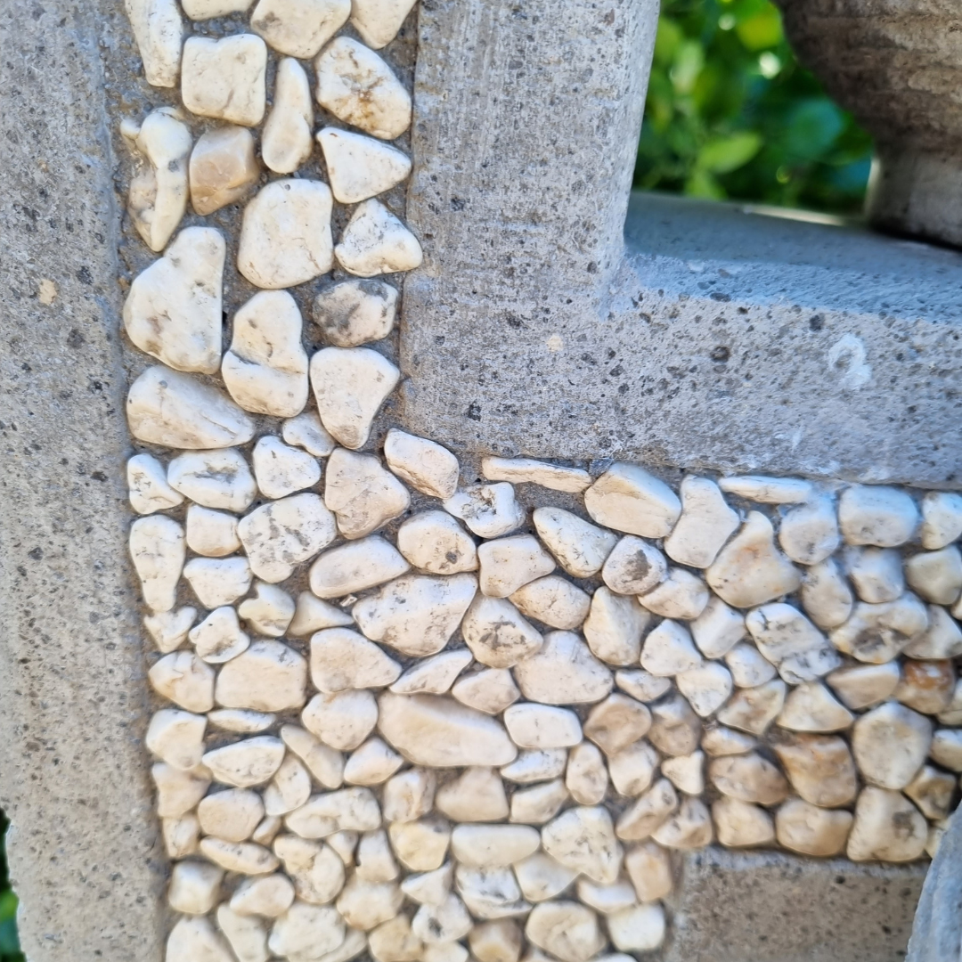 Small Cascading Style Water Feature