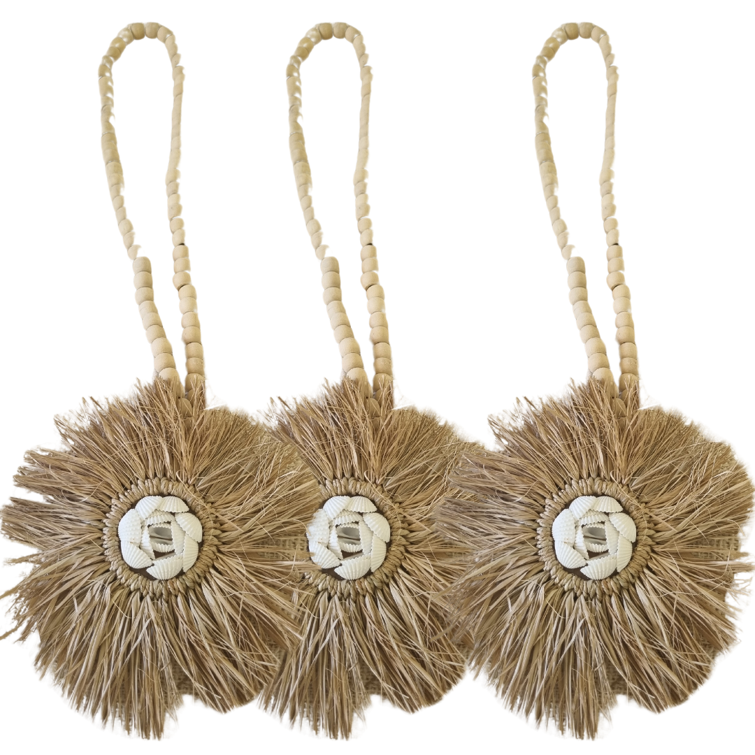 Beaded Seagrass And Shell Tassel 
