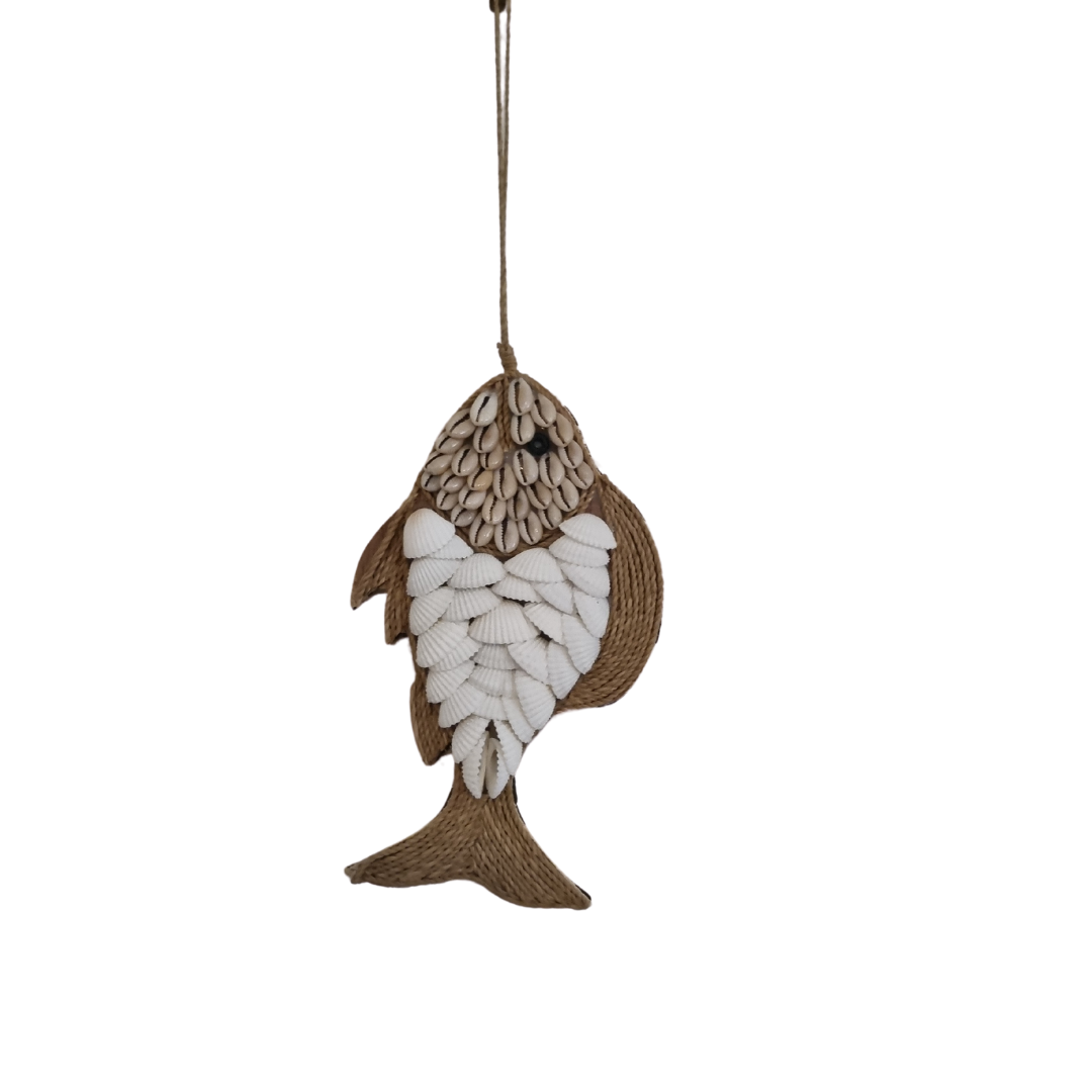 Coastal Shell Garland – Fish style jute rope shell wall hanging close up