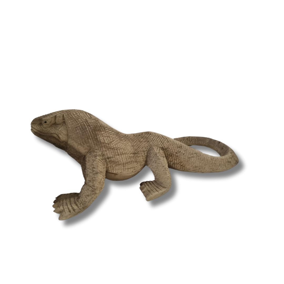 Hand Carved Wooden Lizard Natural