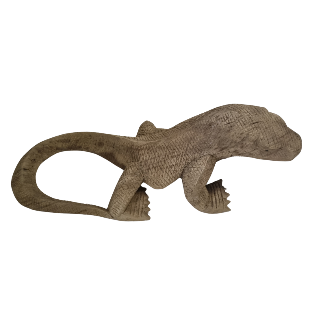 Hand Carved Wooden Lizard Natural