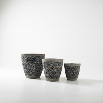 three stacked pebble pots in sizes large medium small 