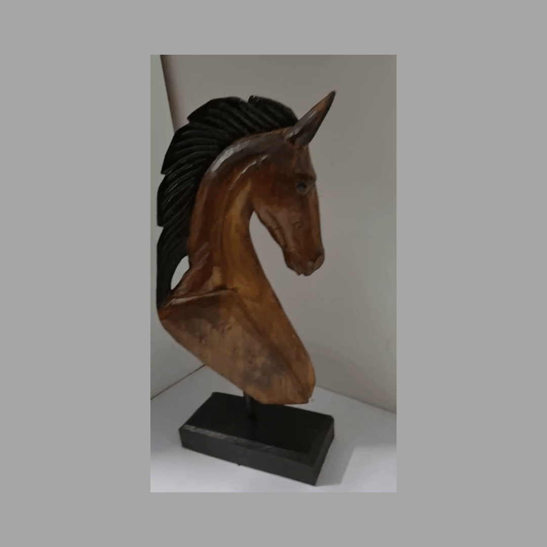 Timeless Wooden Horse Carving – handcrafted solid wood horse head sculpture, brown and black finish, elegant home decor